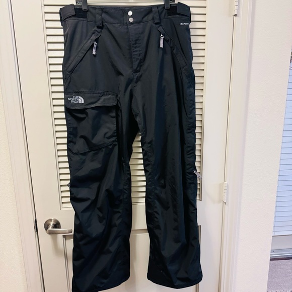 The North Face Other - The North Face HyVent black snowboard pants Men’s size L
